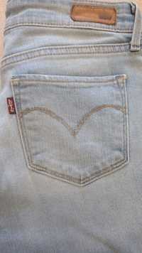 Продам джинсы женские LEVI'S