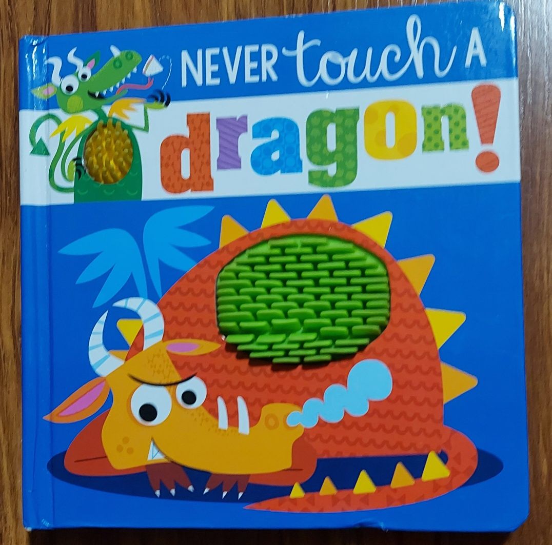 Książka sensoryczna Dragon ! jęz. angielski