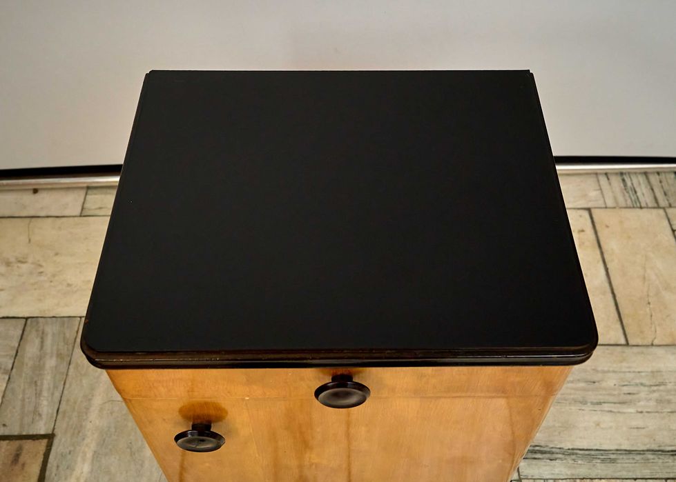 Szafka nocna proj. Jindrich Halabala UP ZAVODY lata 60 VIntage.