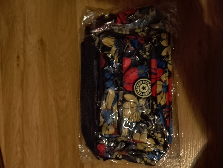 Nowa torebka cross body