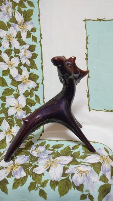 Лось, кераміка майоліка