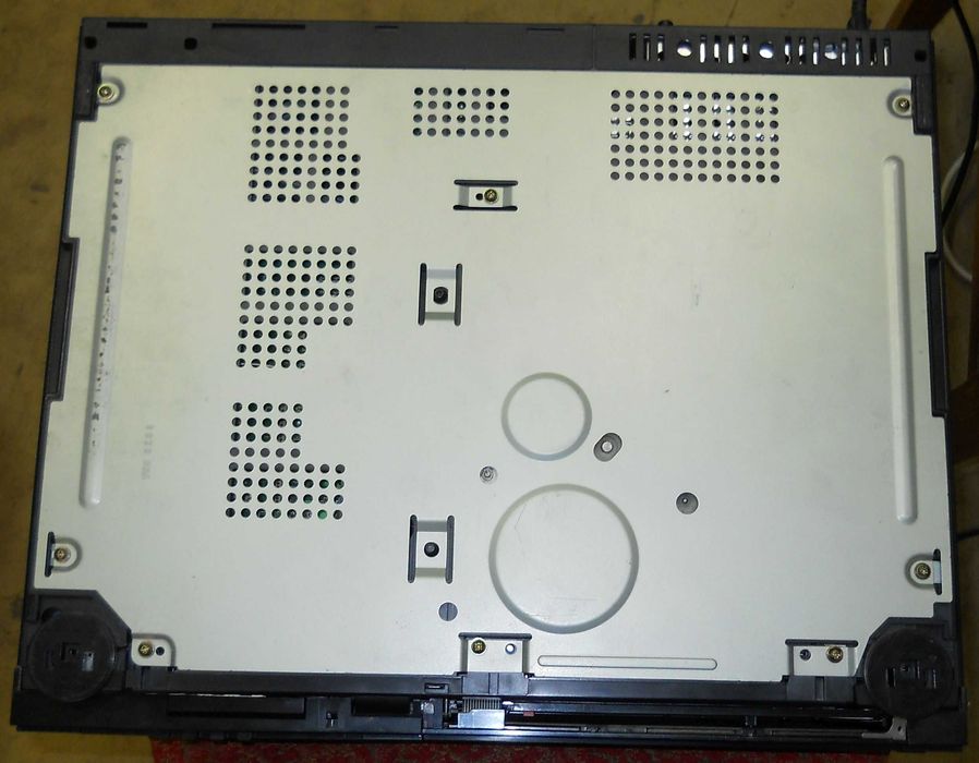 Видеомагнитофон Panasonic NV G50 HQ 4 head, почти не пользованный.