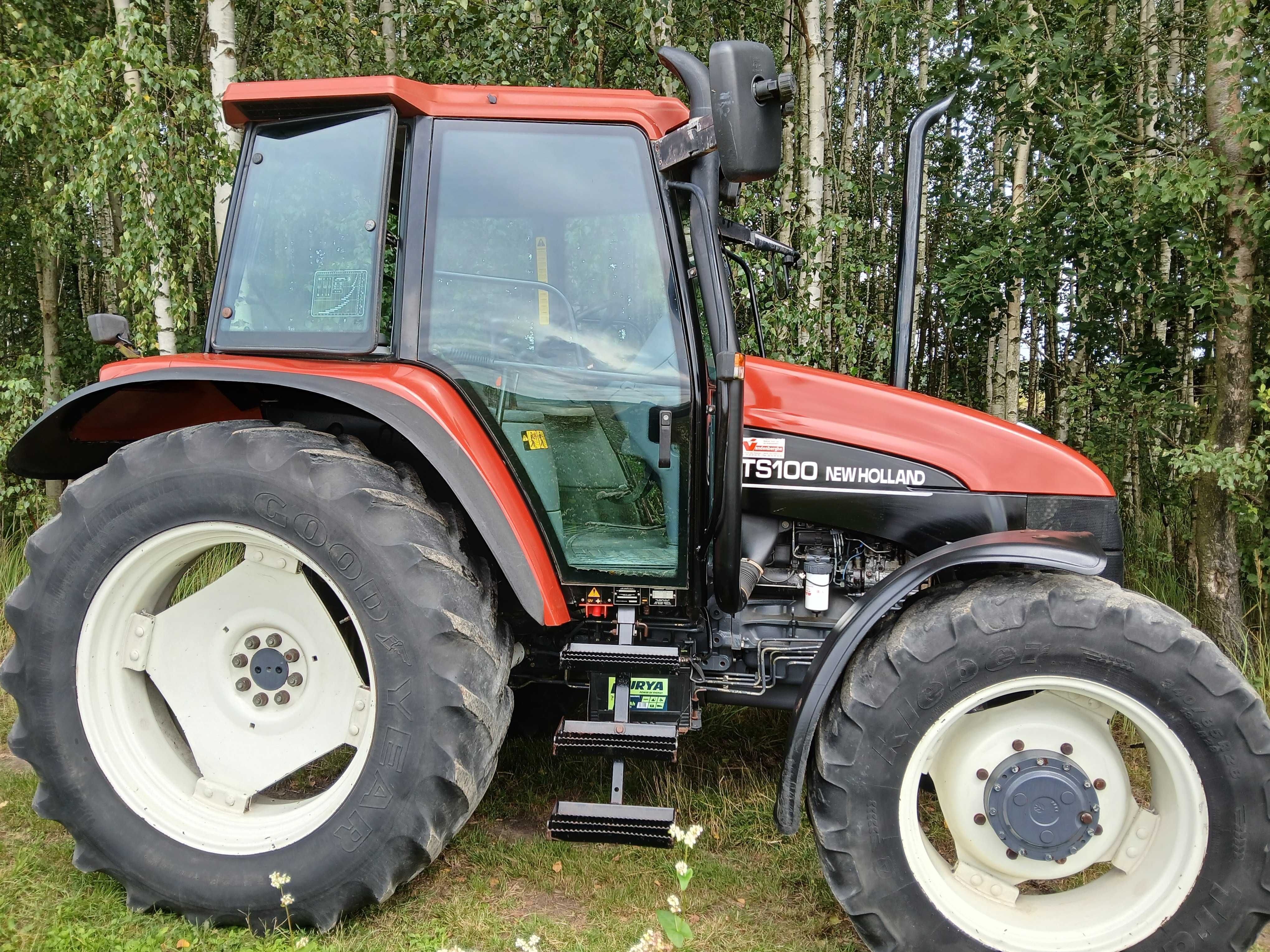 New Holland TS100
