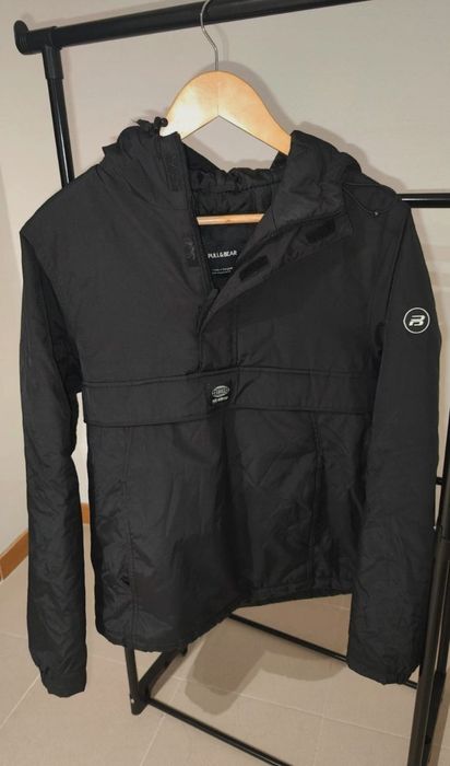 Vendo 2 Jaquetas c/ bolso frontal unissex -  pull and bear