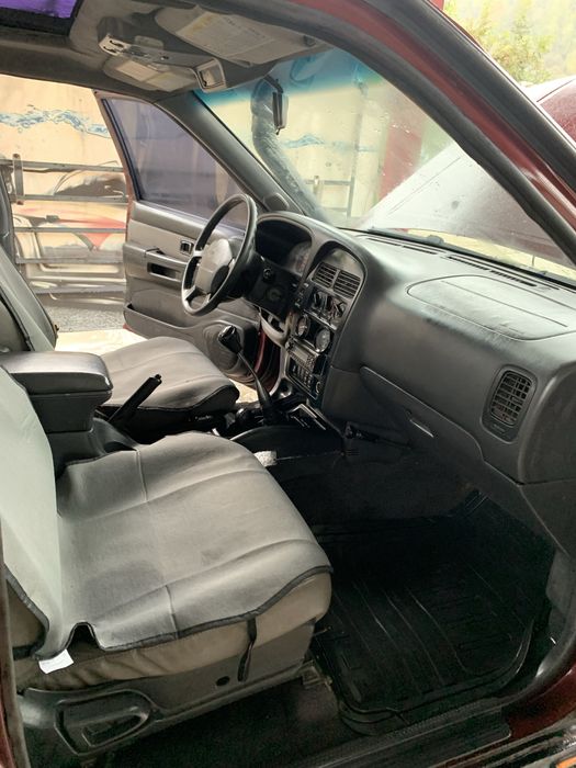 Ніссан пайтфіндер 2.5 тді