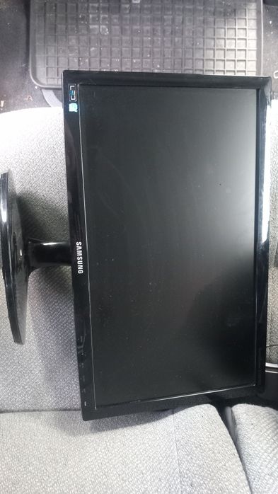 Monitor  samsung 19 cali lcd