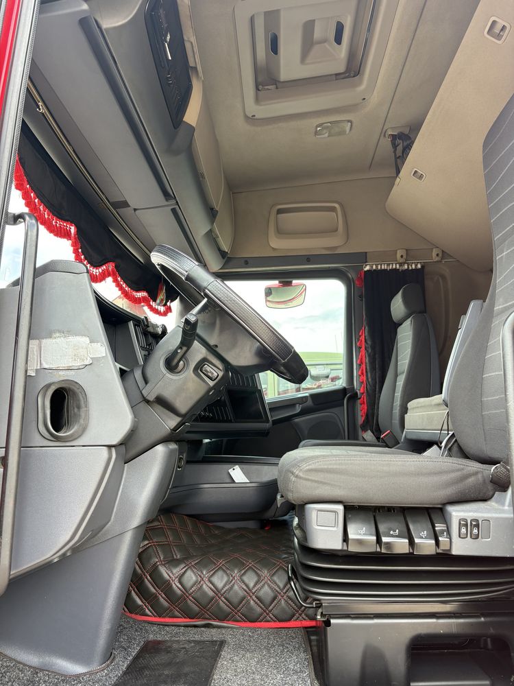 Scania R560 V8 / 760.000km przebiegu / alufelgi / full spojler