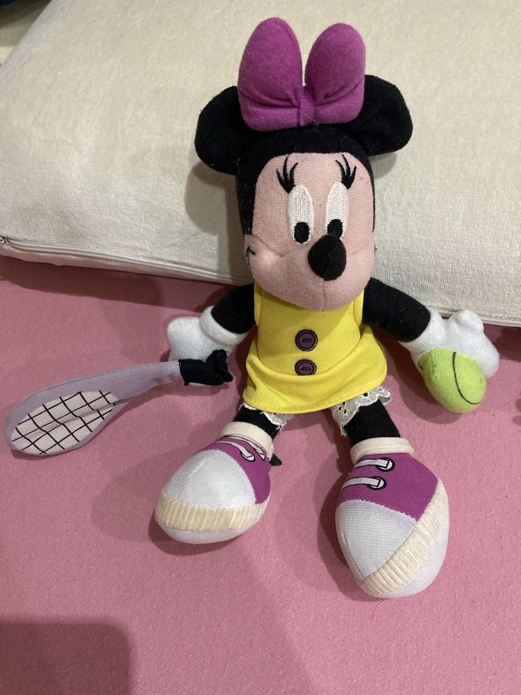 Figurka myszki minnie plus maskotka minnie