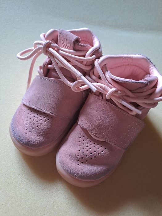 Sapatilhas adidas como novas