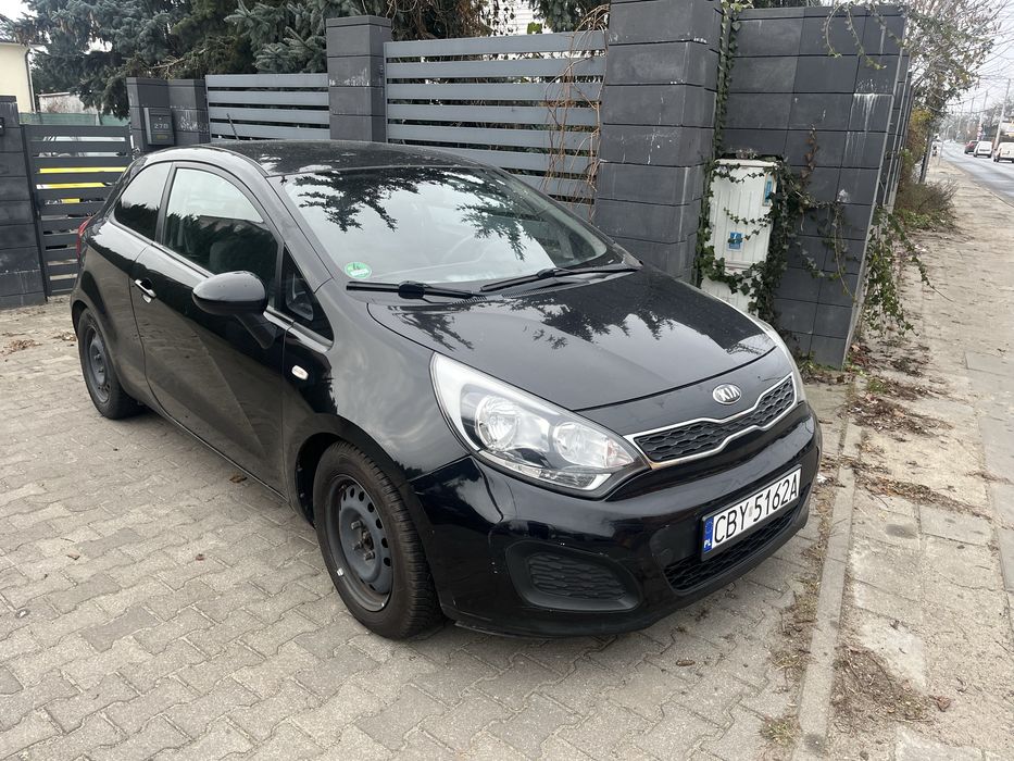 Kia Rio III 1.2 95 e10 2014 r okazja 3d zamiana isofix aux kia rio iii
