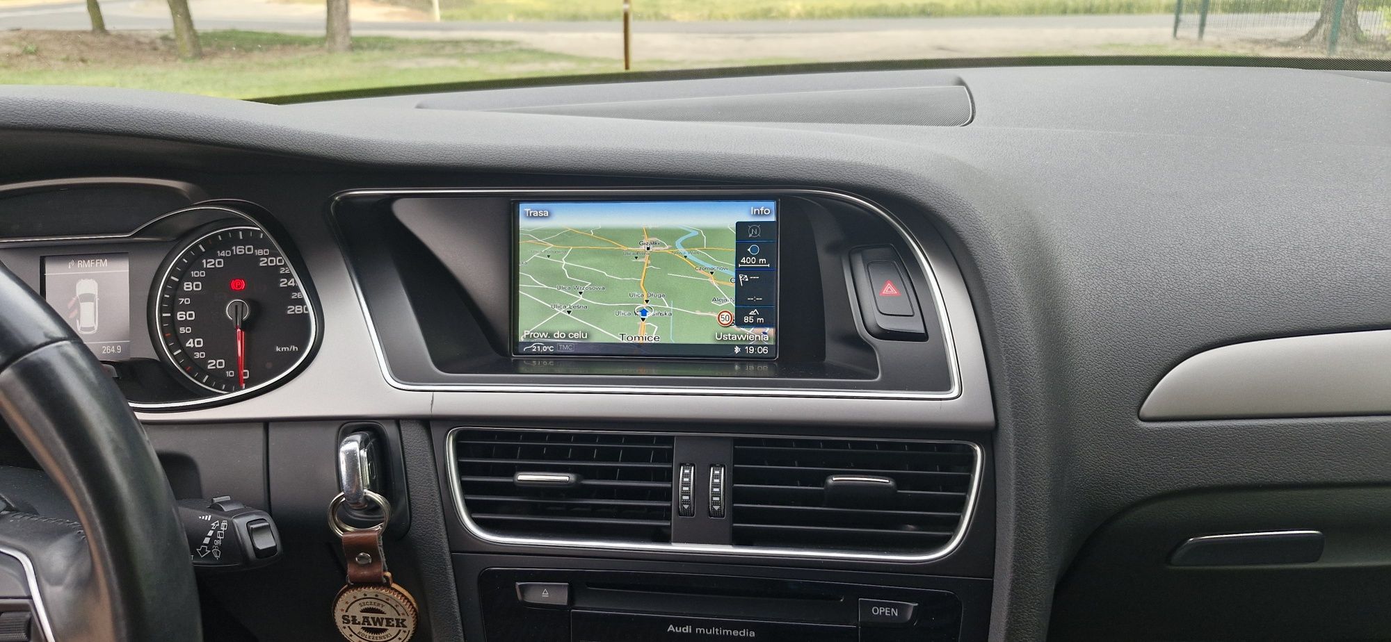 Sprzedam Audi A4 b8 2.0 tdi 2013 rok