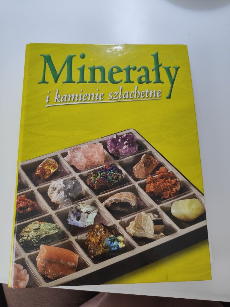 Minerały i kamienie szlachetne