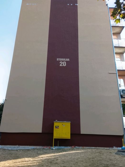 Remont klatek schodowych oraz innych obiektów przemysłowych,