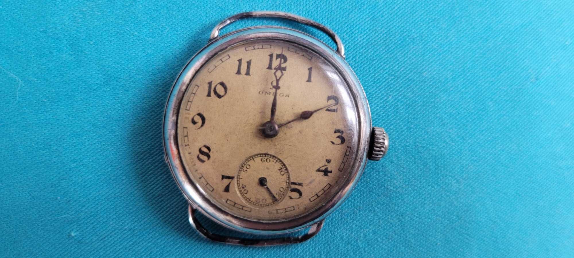 OMEGA antyk z 1930 roku, w srebrnej kopercie, naręczny, vintage