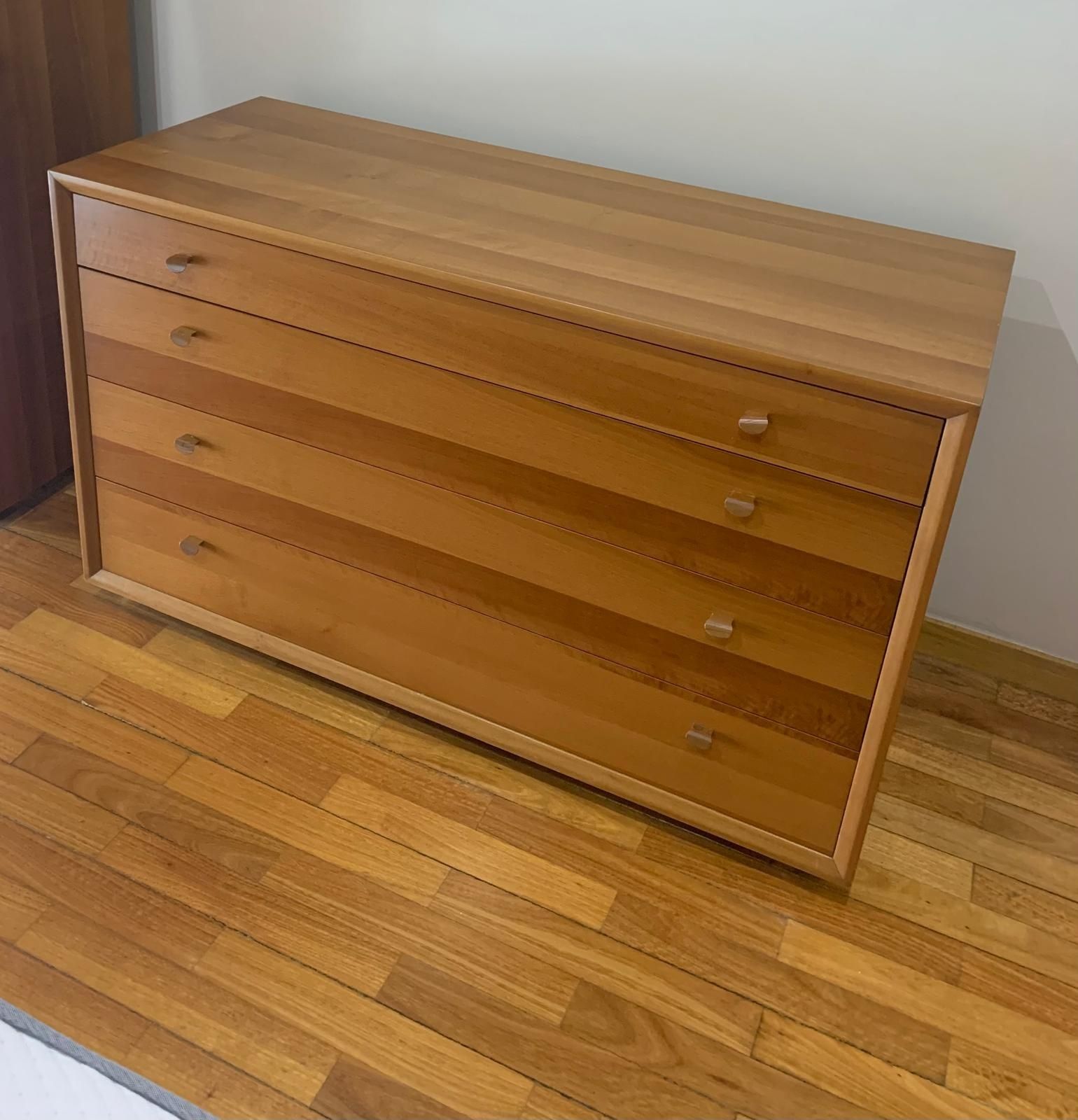 Cómoda de quarto