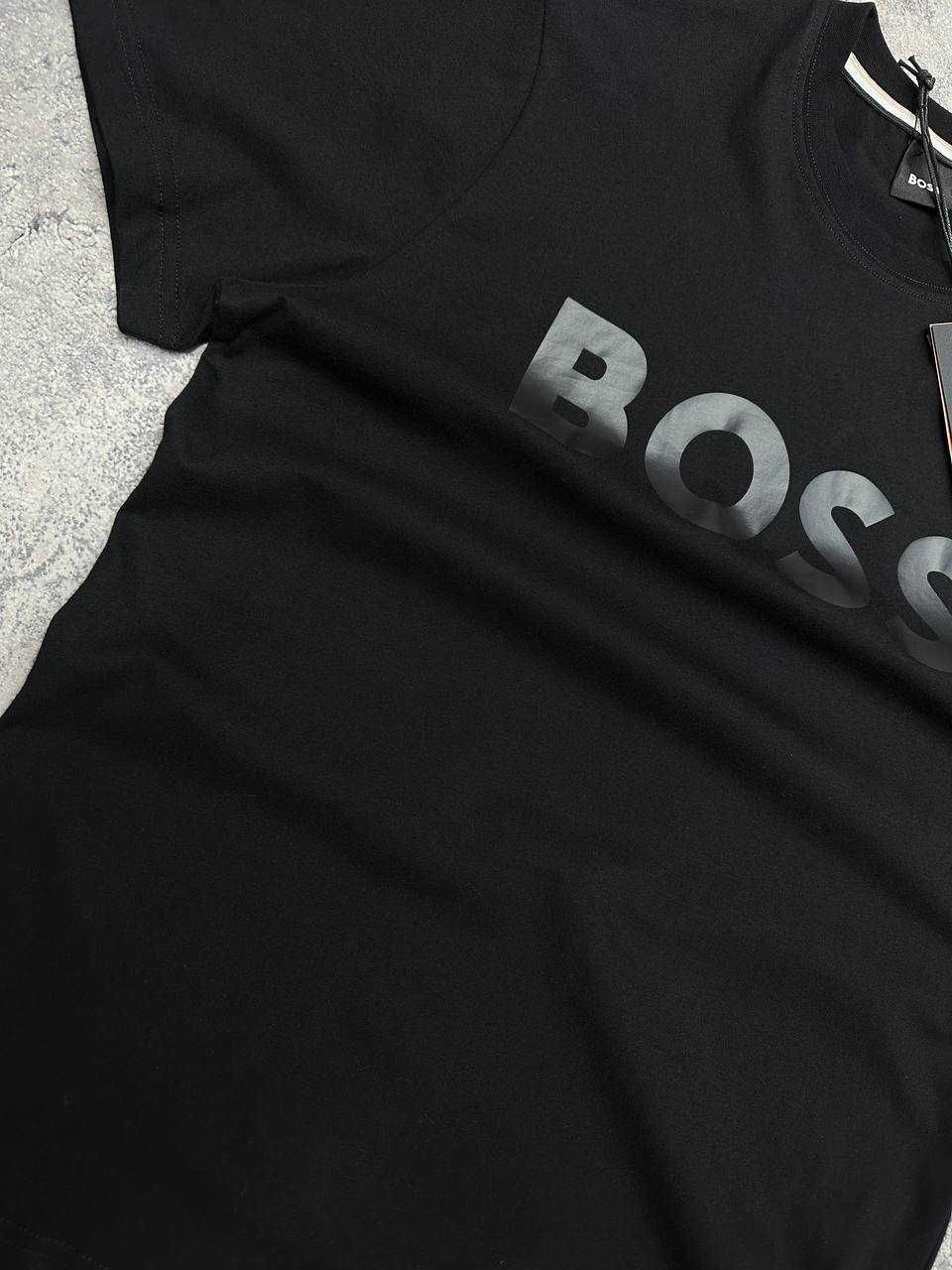 NEW!!!Чоловіча футболка чорний колір Hugo Boss