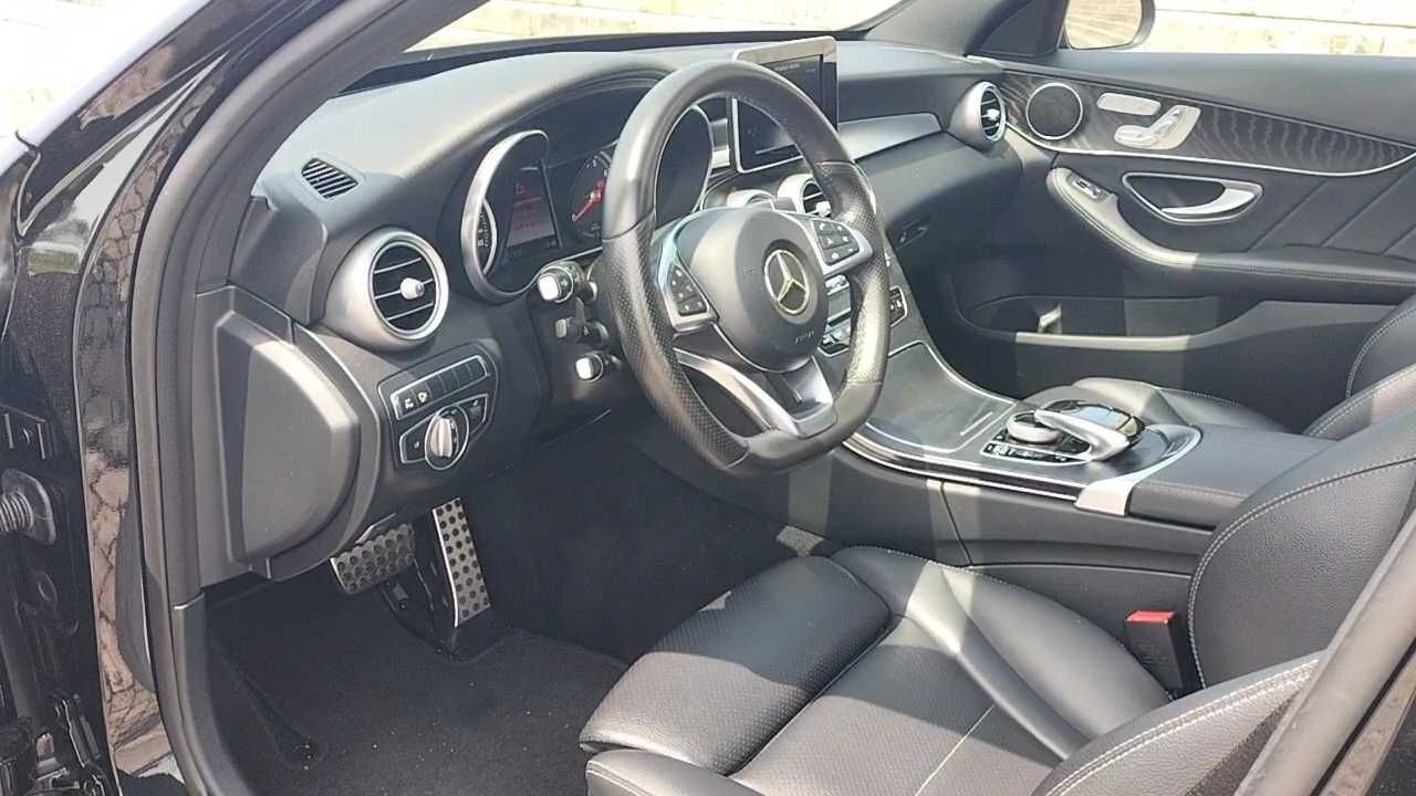 Mercedes C350e AMG