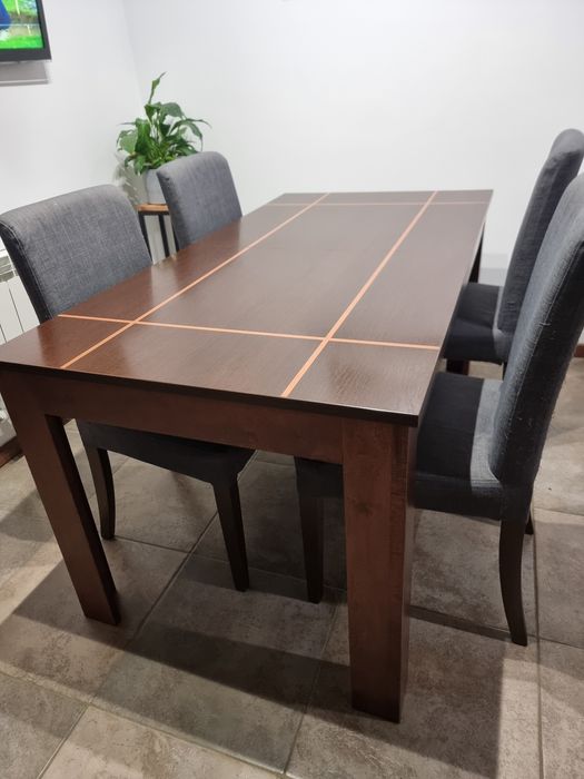 Stół rozkładany, vox