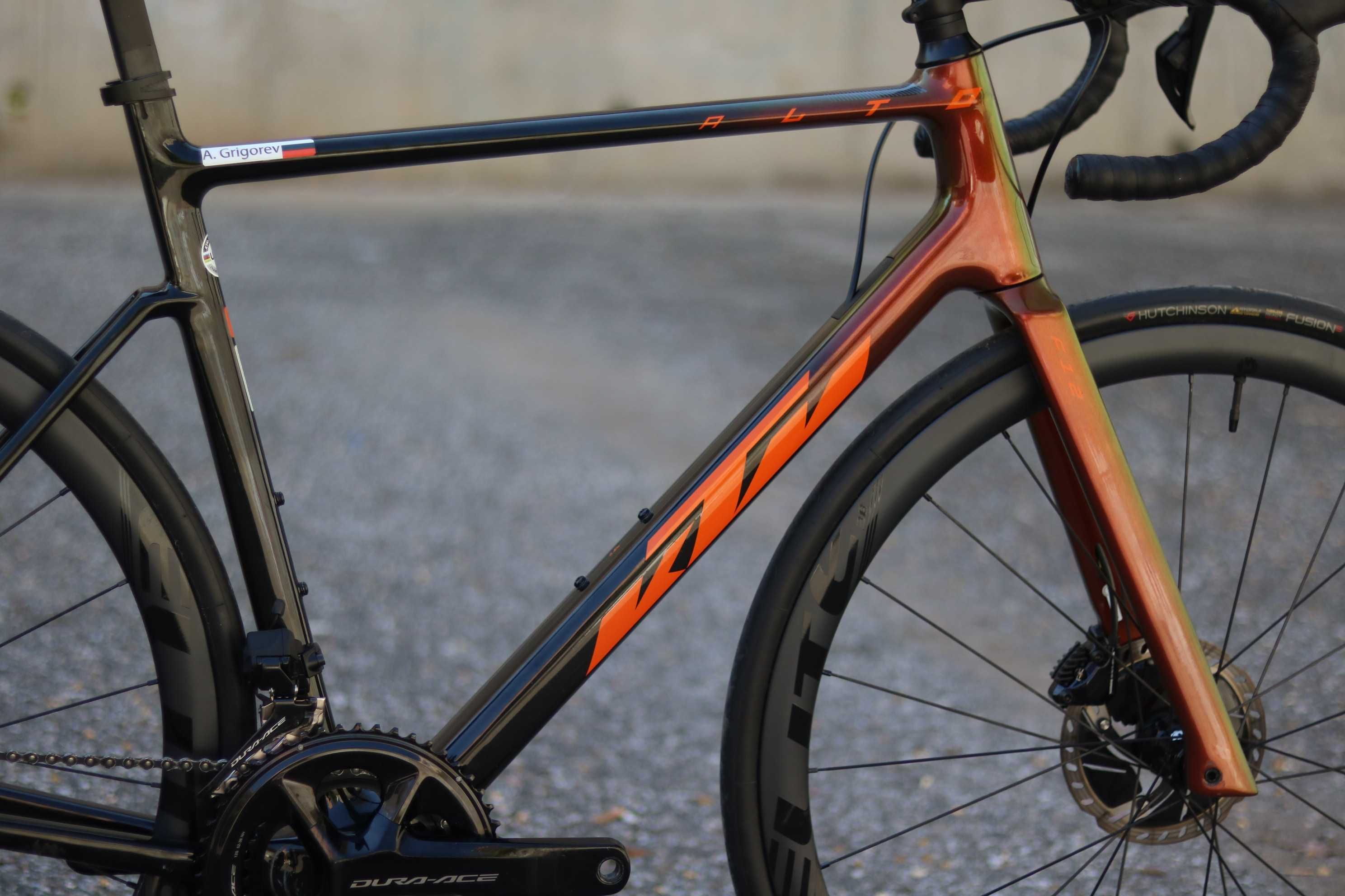 KTM Revelator Alto Exonic / Shimano Dura Ace 12v / Rodas carbono