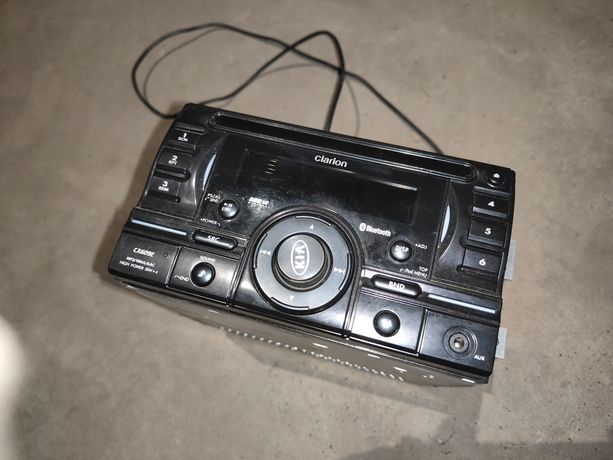 Kia Sorento I Lift radio Clarion XC609E 4x50W bluetooth MP3 i inne
