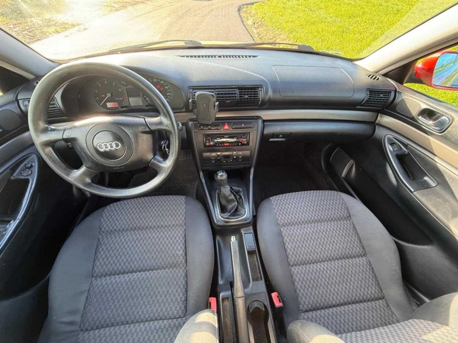 Audi A4B5 1.6/LPG/Klimatyzacja/Alufelgi/Hak