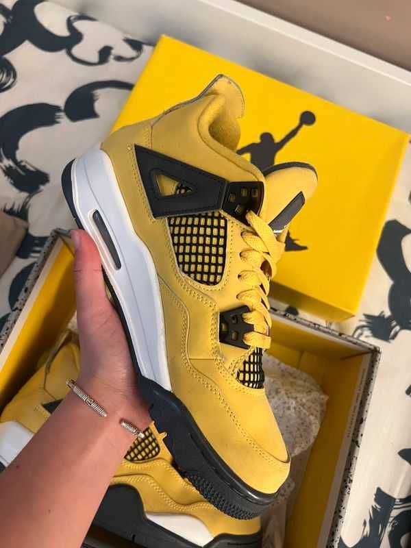 Jordan 4 Retro Lightning EU.46