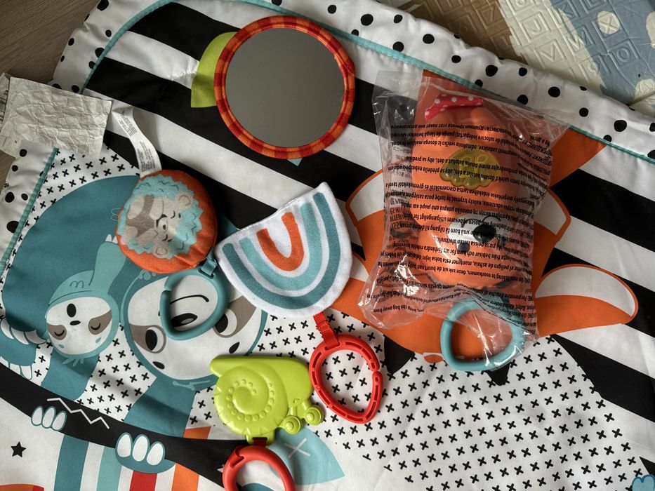 Розвиваючий килимок fisher price