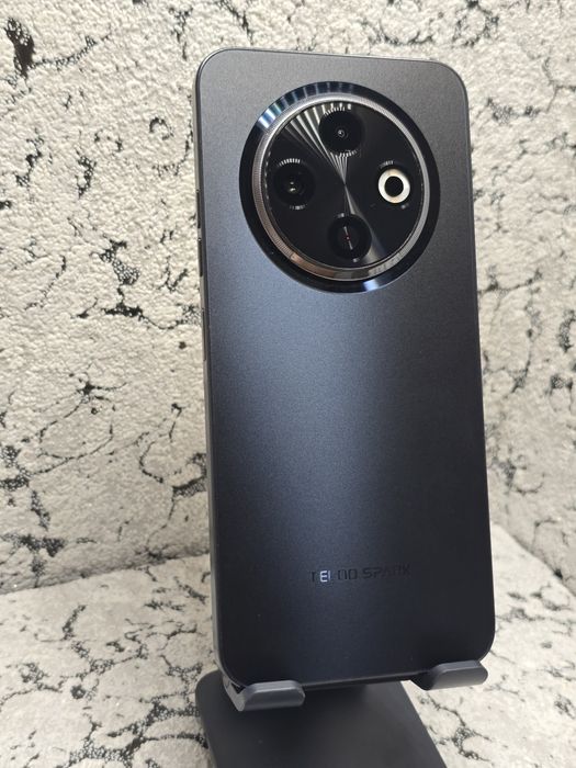 Tecno Spark 30c ідеал