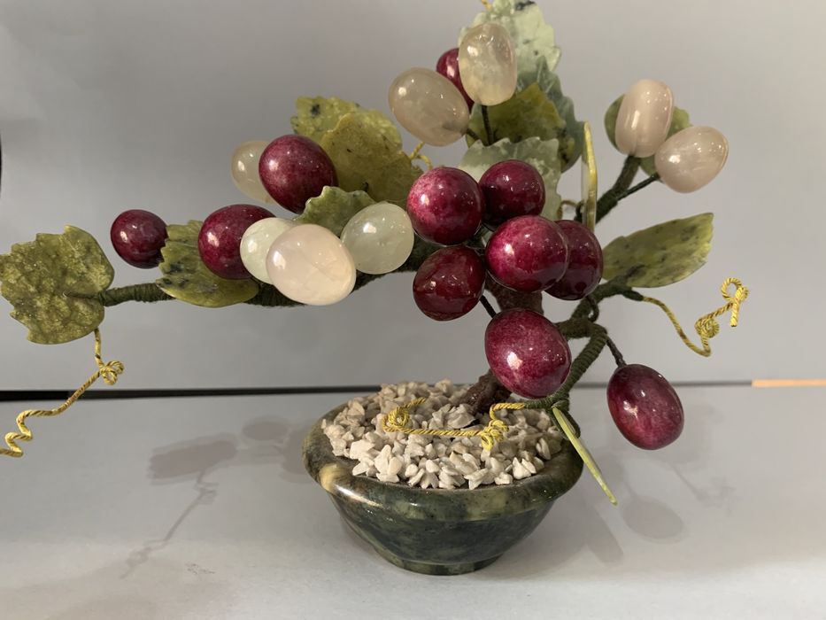 Bonsai em pedras duras semi preciosas