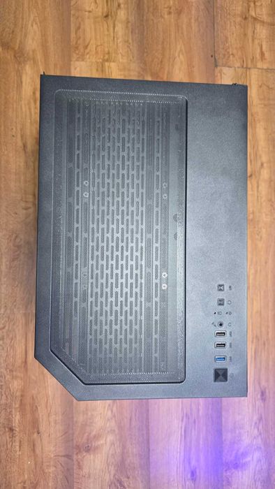 Komputer Ryzen 7 7800X3D, 32GB, RX 9070 XT, 2TB SSD M2 Nowy