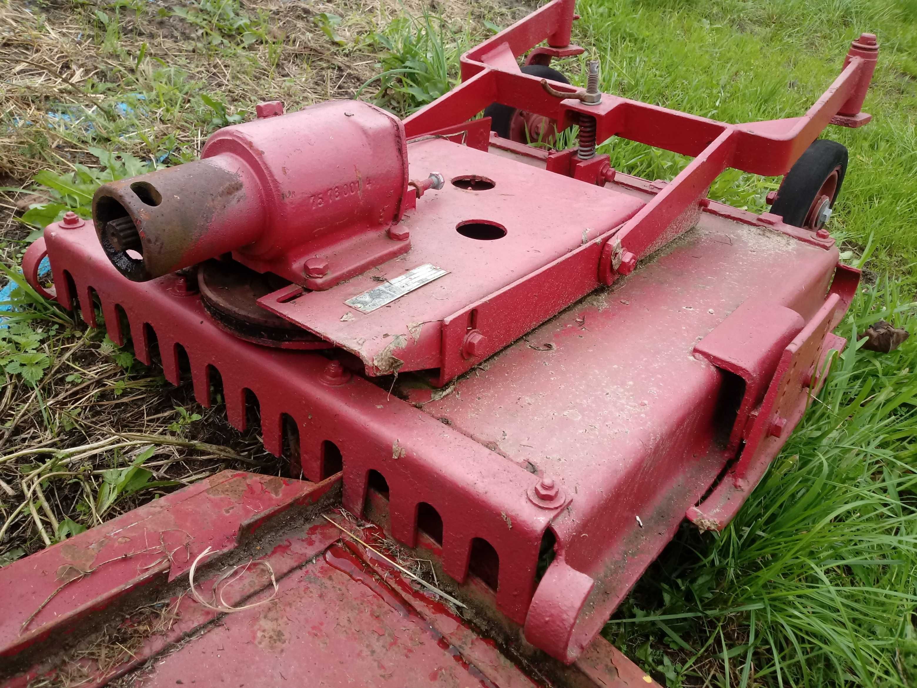 TRAKTOREK MF-70 terra WÓZEK jednoosiowy osprzęt pług kosiarka SPYCH