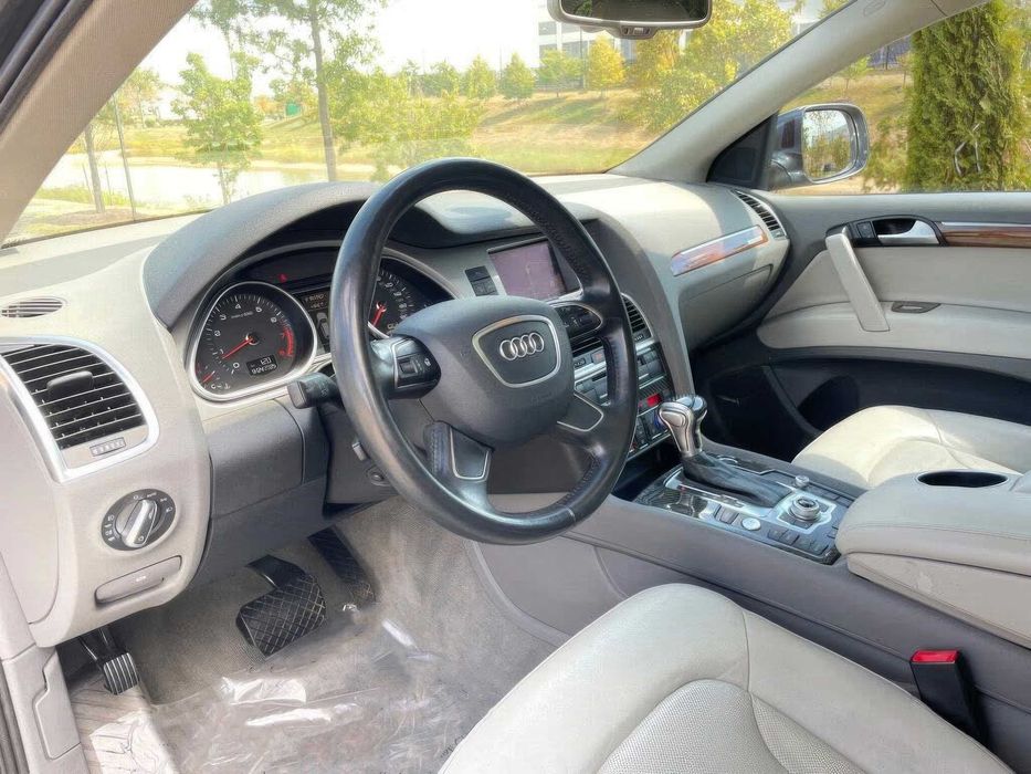 Audi Q7 quattro S-Line Prestige      2015