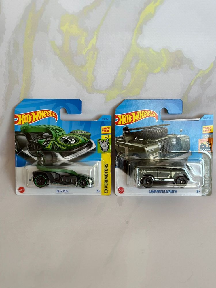 Машинки Hot Wheels базові