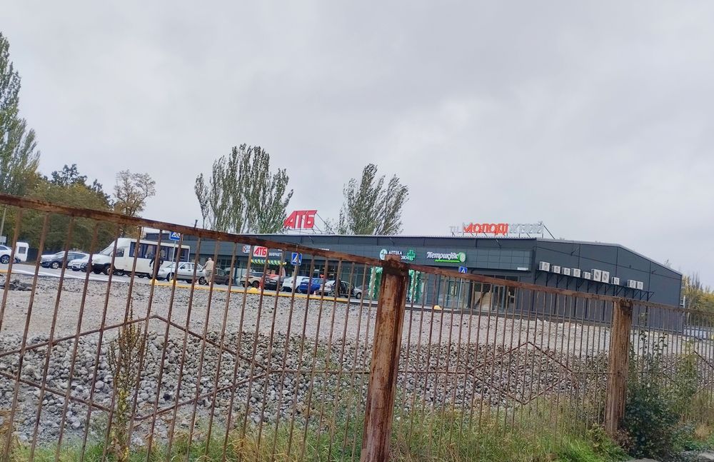 3-я   3/9 Автономка Аваль банк Возле АТБ, напротив  ост.Молодежная