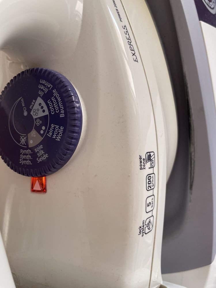 Ferro com caldeira Tefal