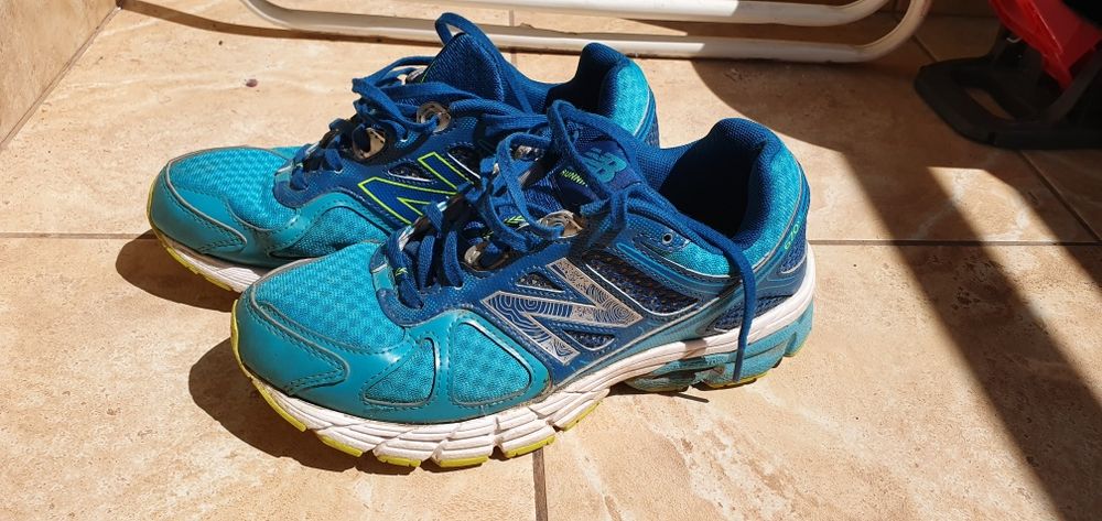 Buty damskie  sportowe New Balance 670 V1  rozmiar 38 wkładka 24,5cm