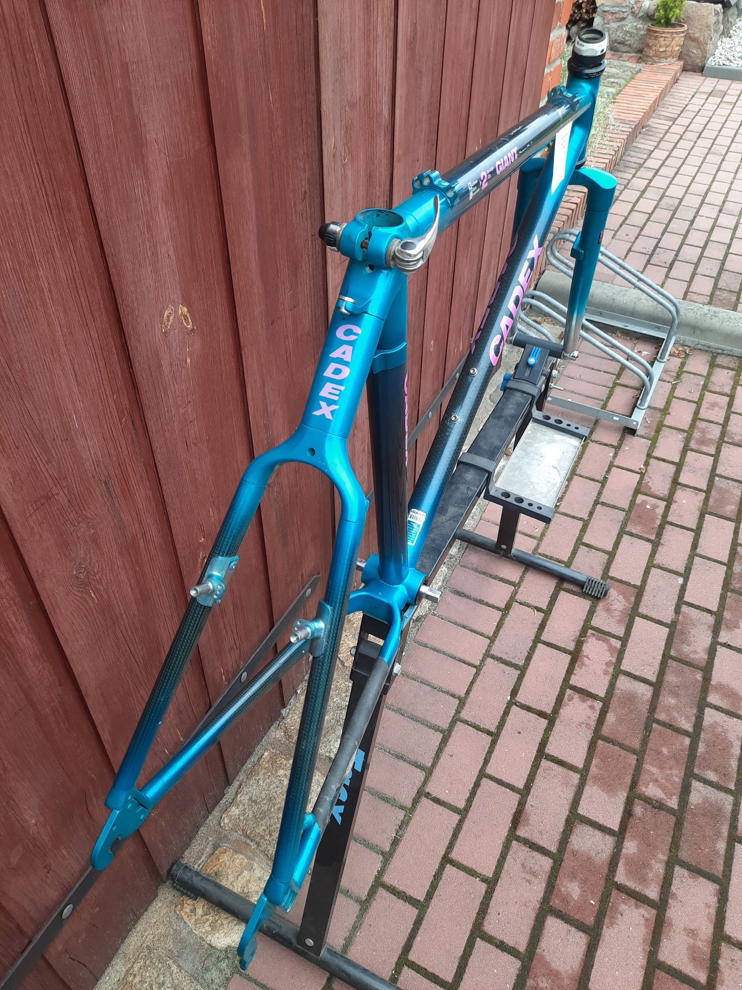 rama rowerowa GIANT CADEX cfm 2 retro mtb commuter pod 26" carbon CM5