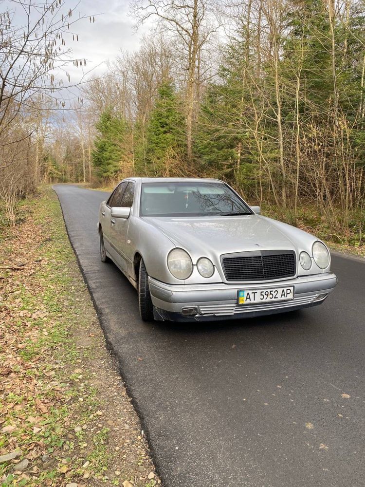 Продам Mercedes Benz E200 w210 2.0 Бензин на повному ходу