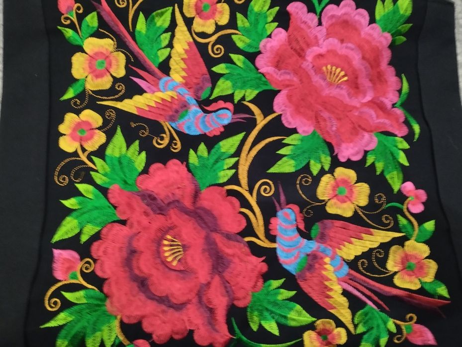 Duża torba torebka folkowa haftowana folk czarna w kwiaty