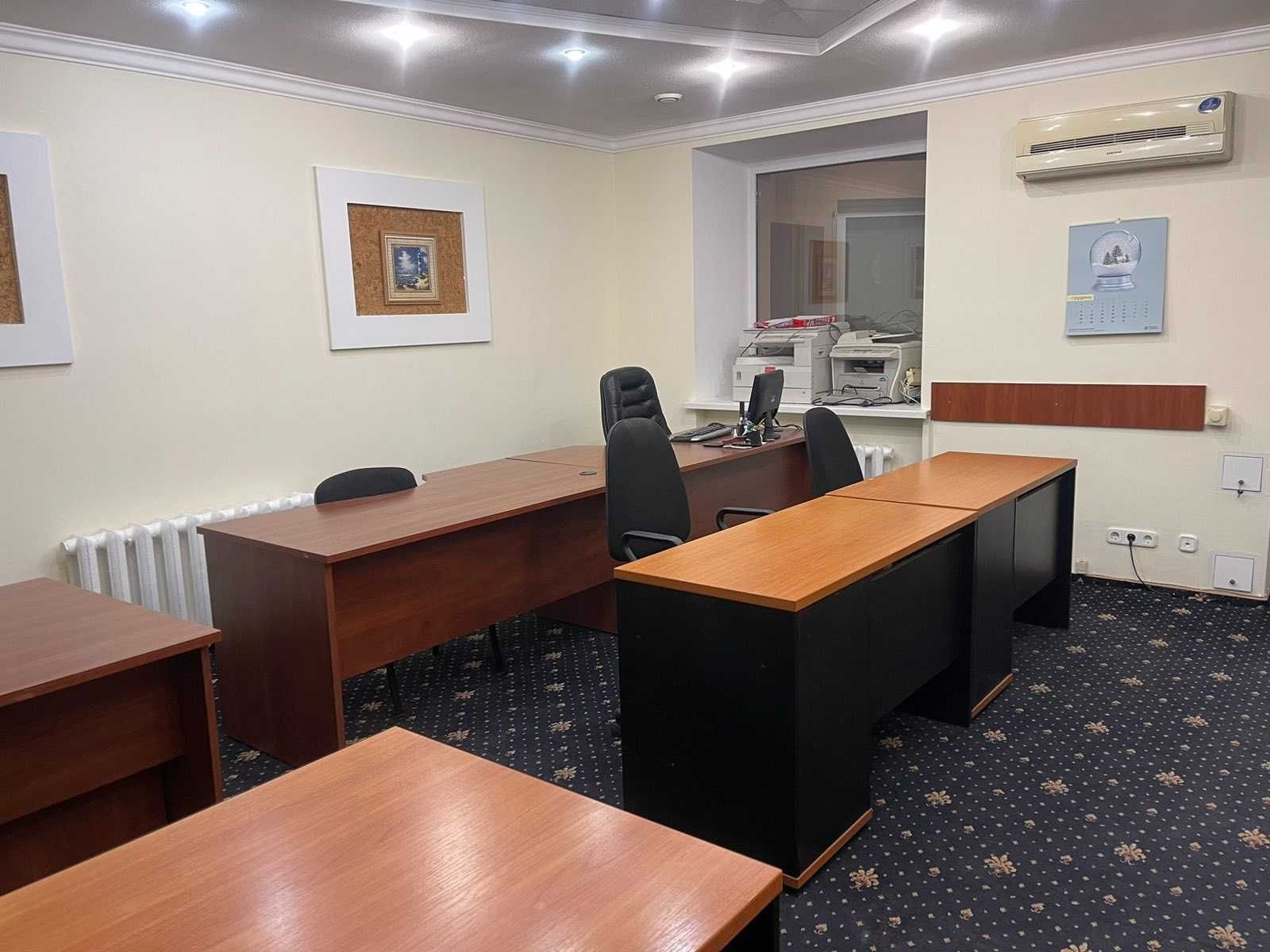 Продаж Офиса, Казакова, 133 м2, все мебли
