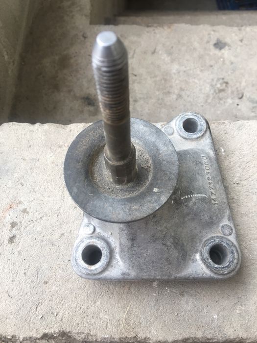 Кронштейн опори кпп