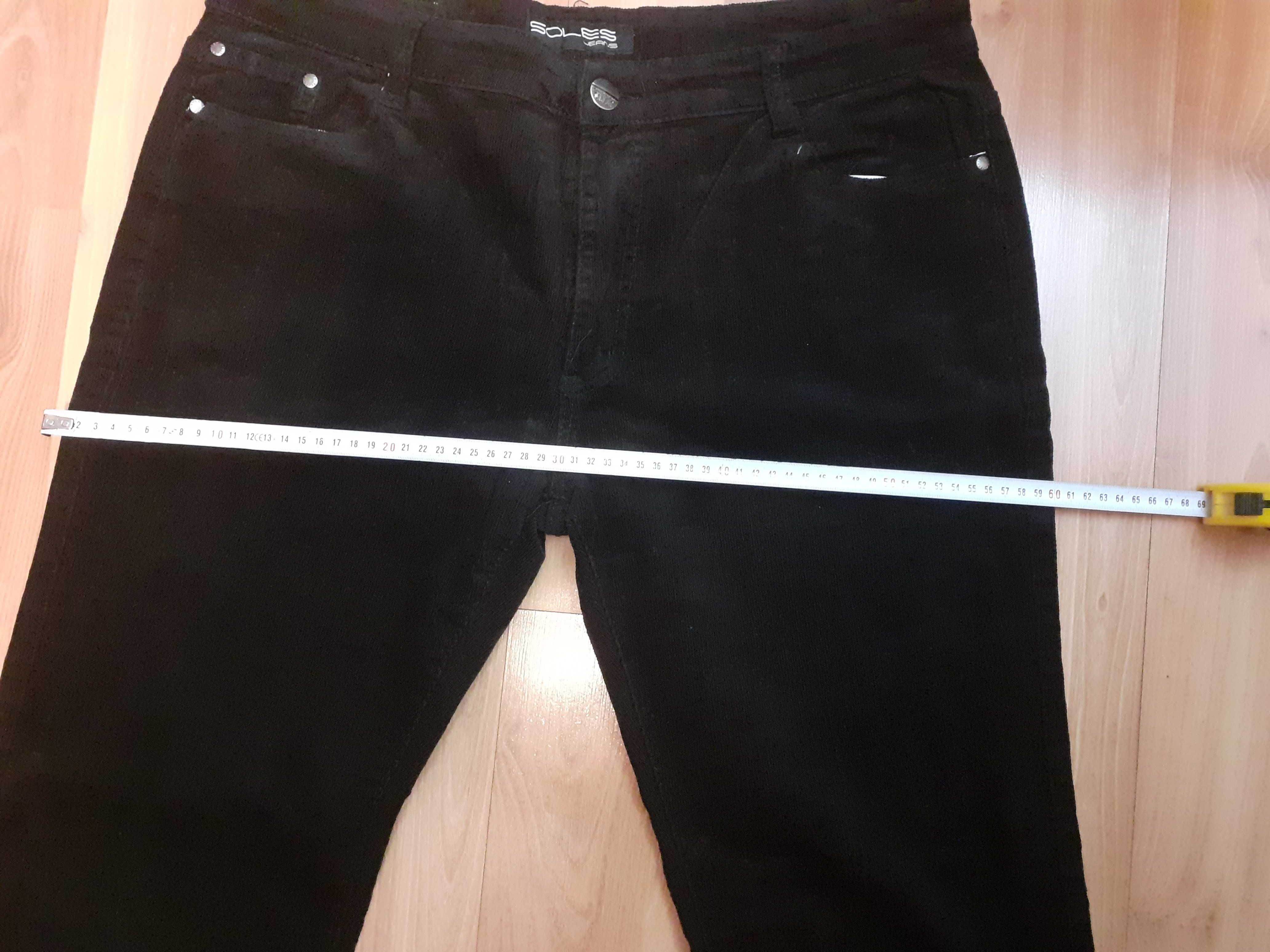 SOLES Czarne Spodnie młodzieżowe jeansowe - struksowe rozmiar 38