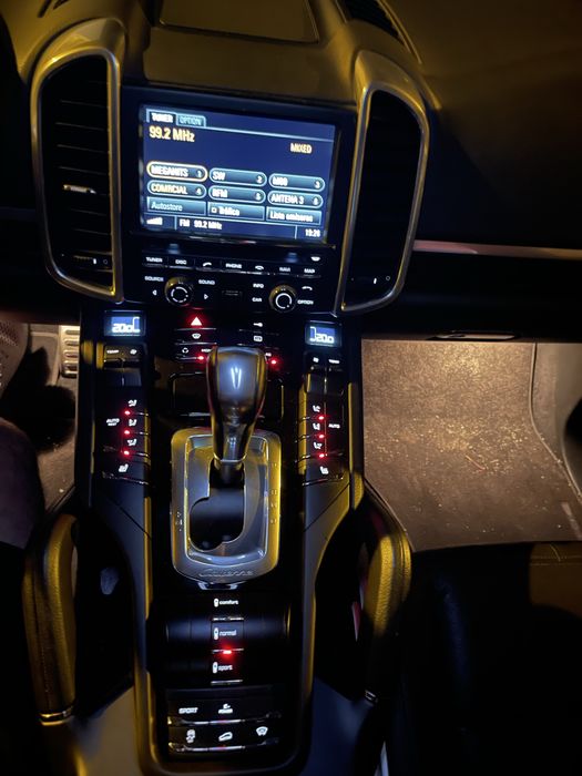 Porshe cayenne s hybrid