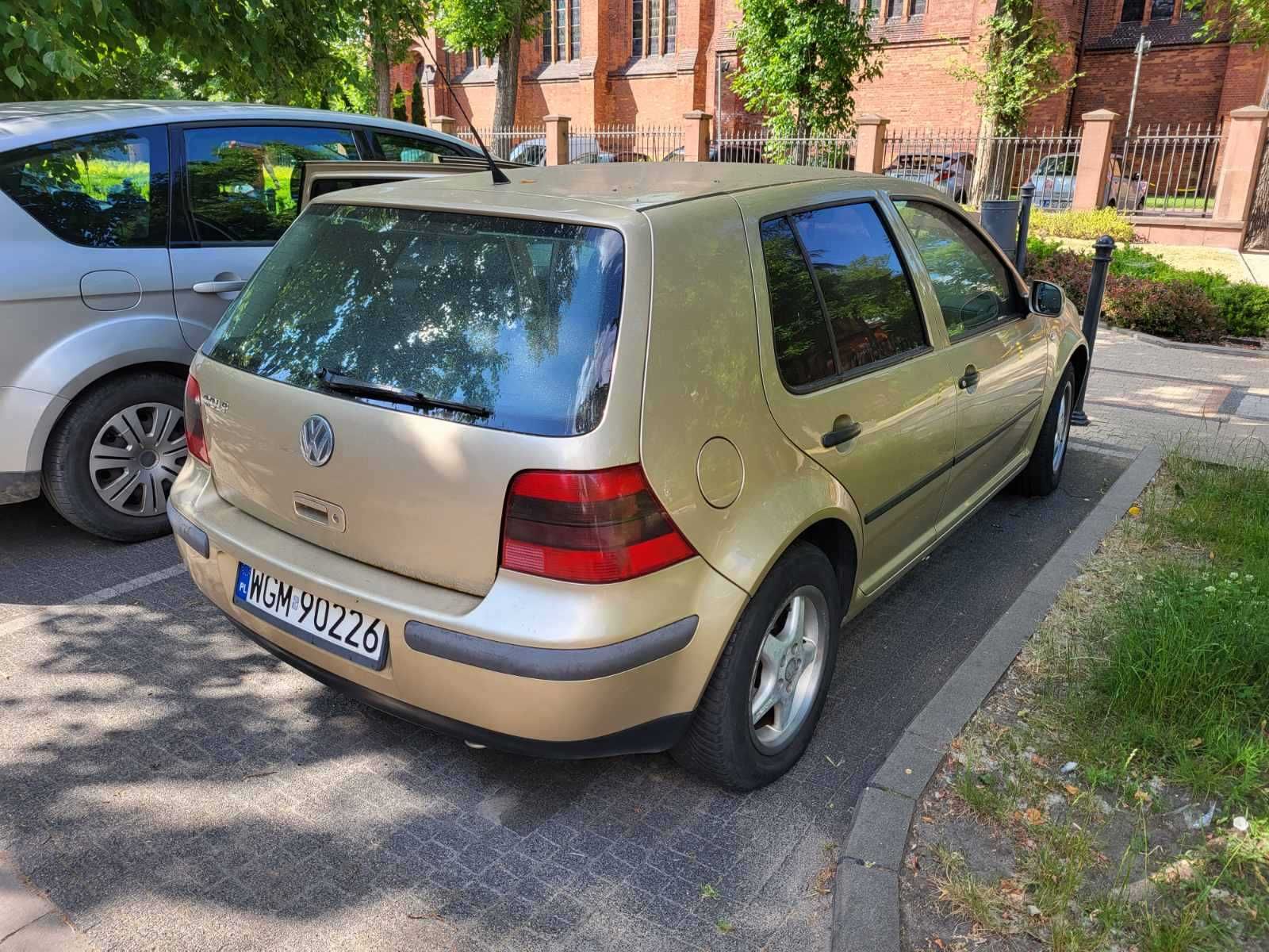 Golf 4 1.4 benzyna