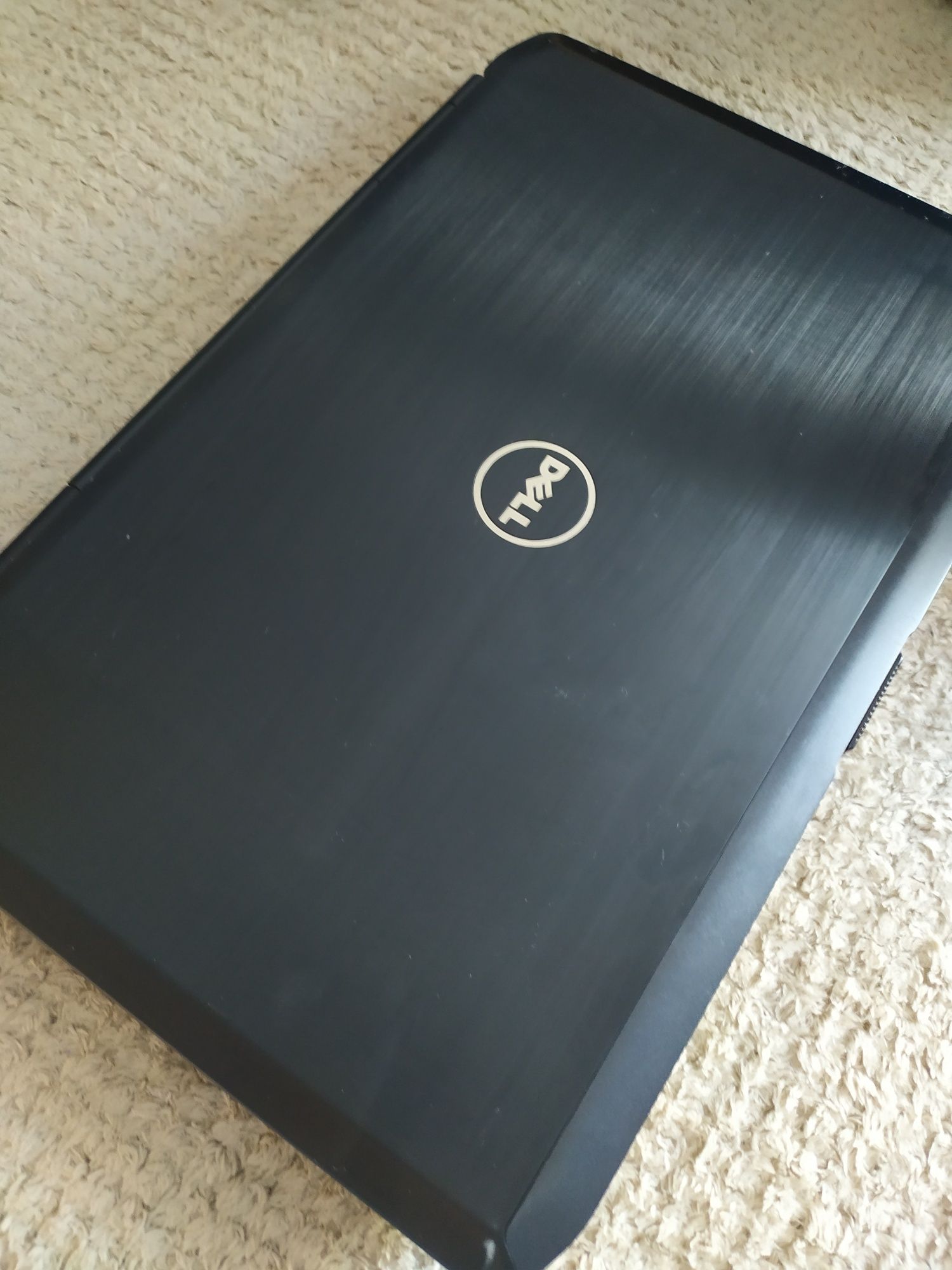 Ноутбук dell latitude