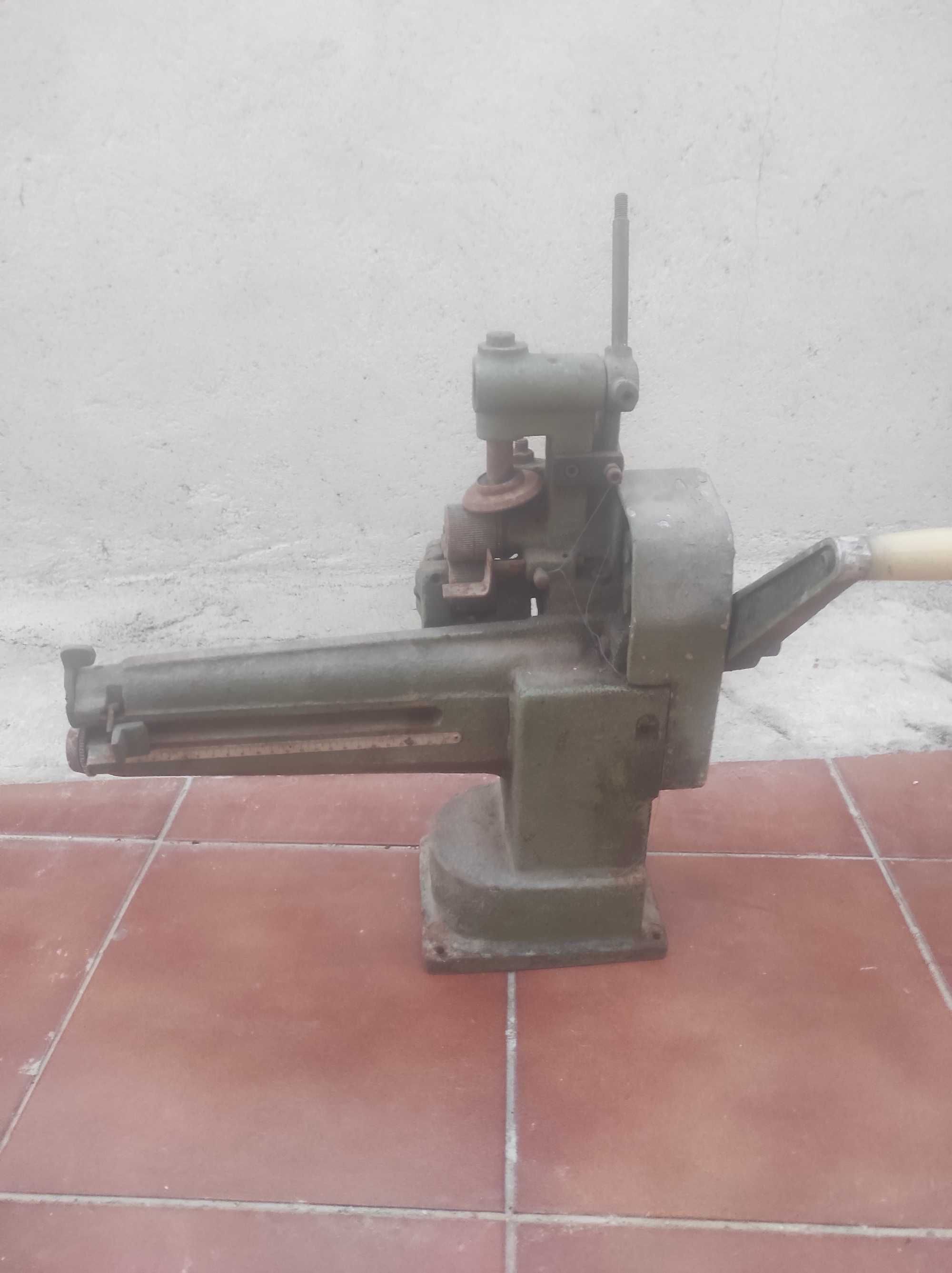 Maquina de Meias-Solas -