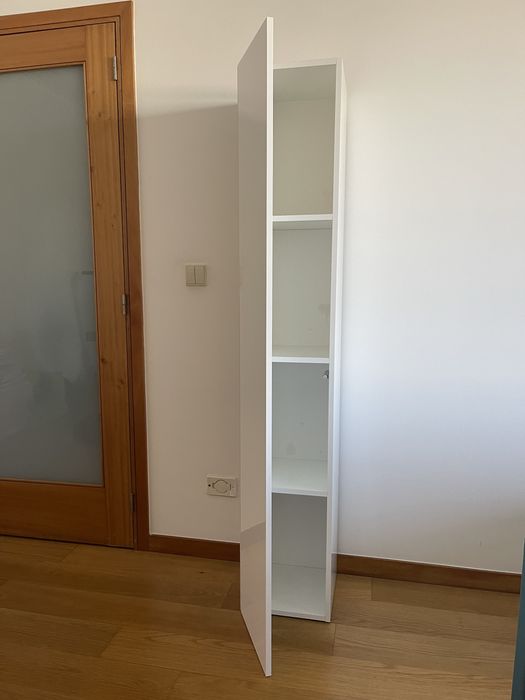 Movel lacado branco brilhante com porta (novo)
