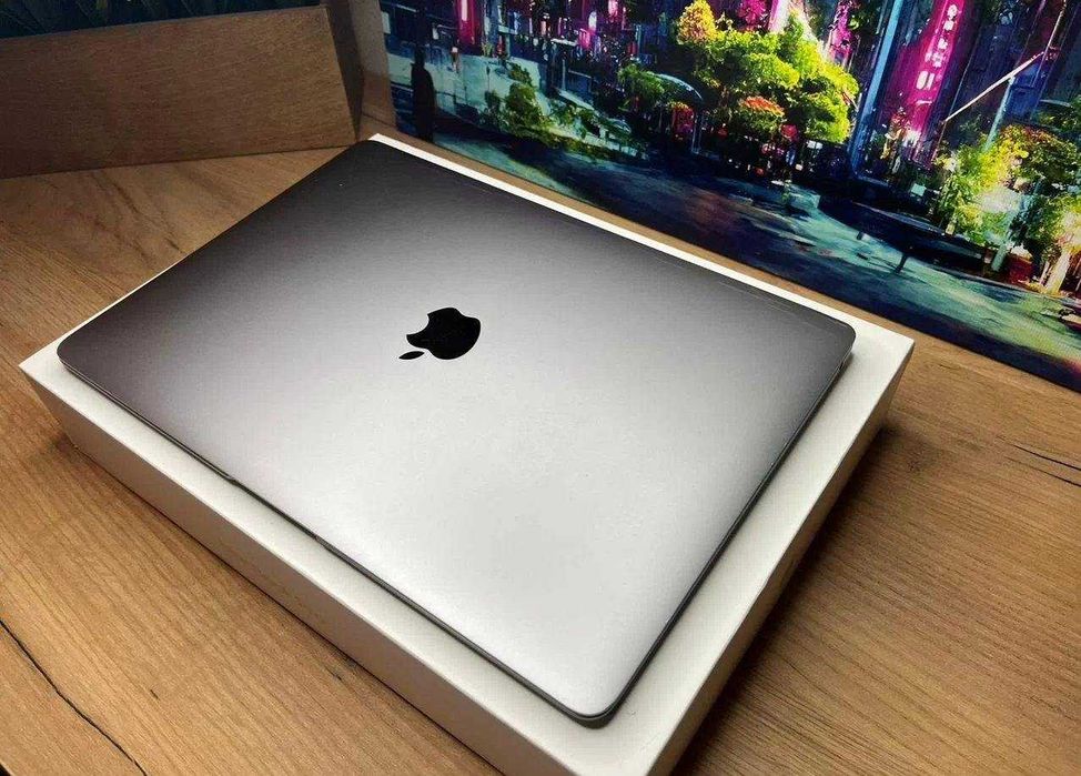 Macbook air 13 m1 16 256GB