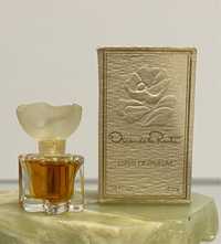 Oscar de la Renta miniatura perfum