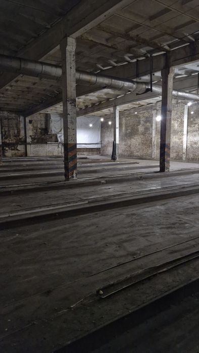 Оренда складських приміщень у Києві, вул. Сікевича 900м2